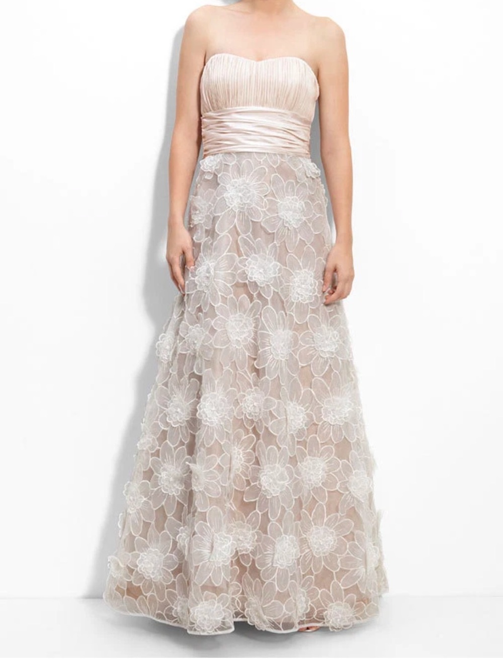 ELIZA J  3D FLORAL STRAPLESS BRIDAL DRESS GOWN SIZE 16